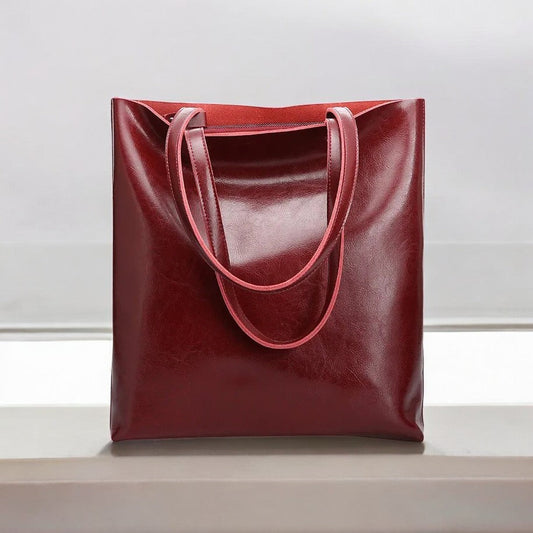 Alma | Classic Leather Tote Bag – Slim Handles & Spacious Interior
