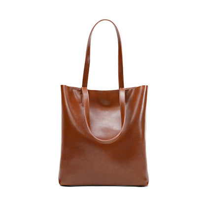 Alma | Classic Leather Tote Bag – Slim Handles & Spacious Interior